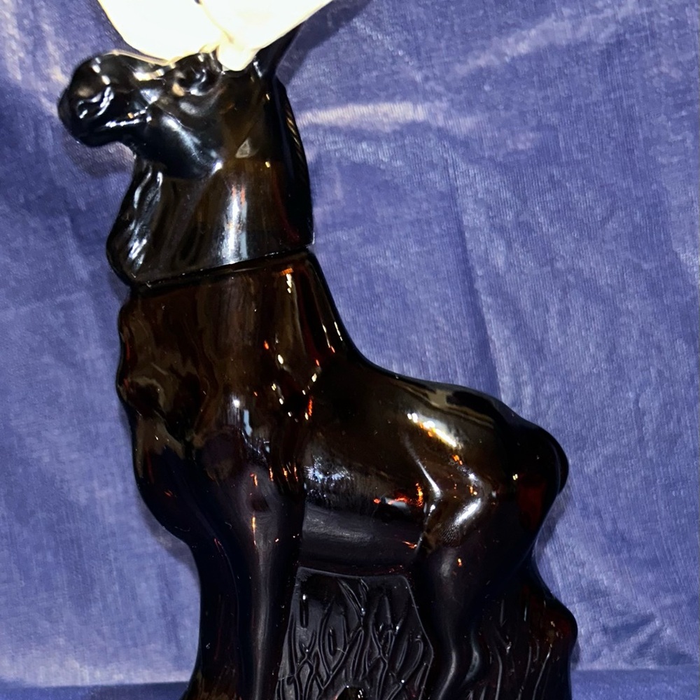 Vintage Avon Alaskan moose with horns cologne bottle